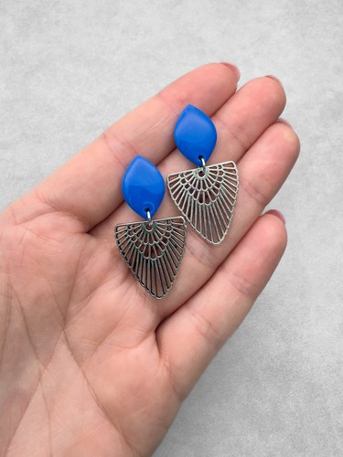 Cobalt blue polymer clay - blue,