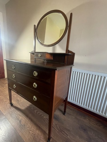 Elegant vintage solid wood - vintage,