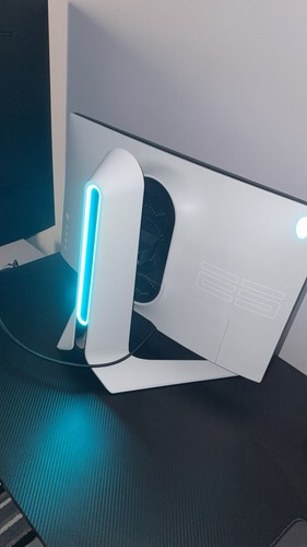 Alienware-Gaming-Monitor-AW252