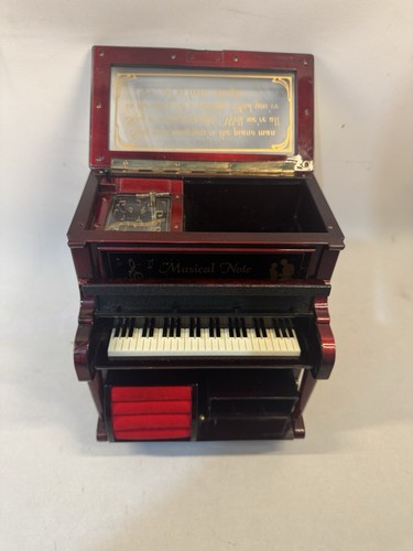 Vintage jewelry music - vintage, box