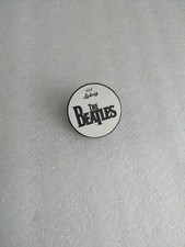 THE BEATLES PIN BADGE