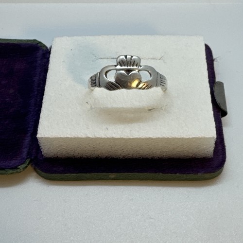 Sterling silver claddagh ring - silver,