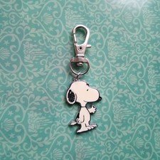 Snoopy keyring enamel bag - snoopy,