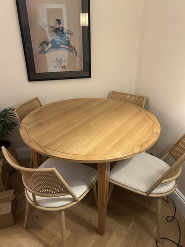 Oak round dining table not - round,