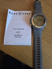 Aqua Lung I200C Dive Computer Only Used 5 Times Very Good Condition