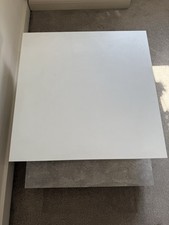 Pedestal rotating Coffee Table