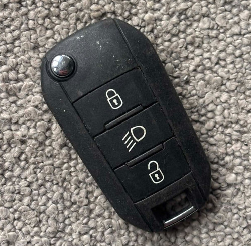 Genuine peugeot button - genuine,