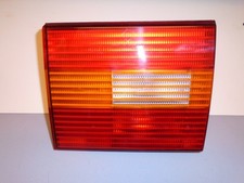 VOLKSWAGEN PASSAT ESTATE (B4) LEFT HAND REAR INNER LAMP 3A9 945 107 (NEW-BOXED)