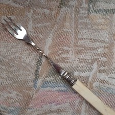ANTIQUE TOASTING PICKLE FORK