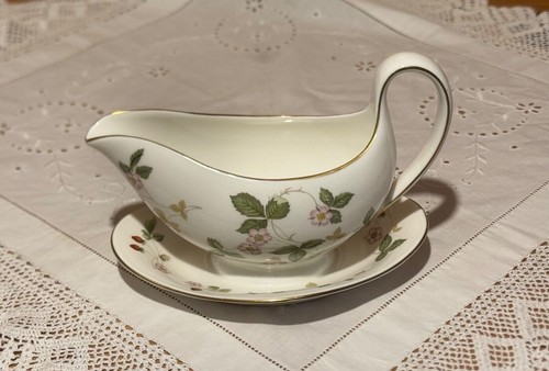 Wedgwood wild strawberry sauce - strawberry,