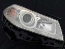 2006 Mk2 Renault Megane  O/S drives side front light headlight halogen 