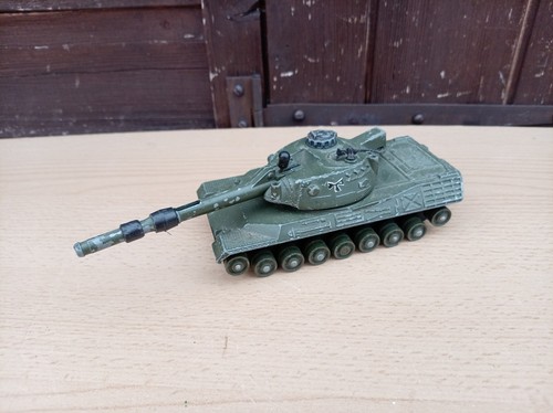 Dinky toys leopard tank 692 - dinky,