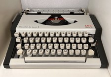 Aeg Olympia Typewriter Traveller De Luxe S with Case