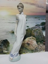 Nao By Llaro Elegance in her