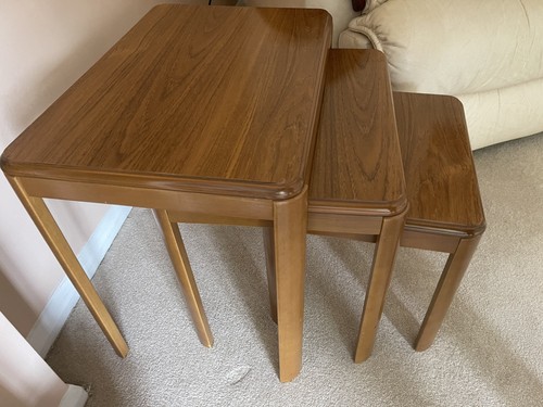 Nest wooden tables - nest, of