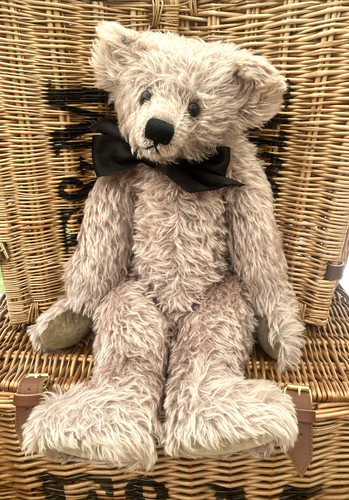 Bear bits artist - artist,