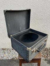 Vintage Top Hat Flight Storage