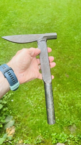 Handmade cast iron - iron, make-do