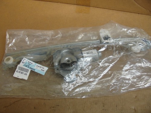 8200801330 rear left side - 8200801330,