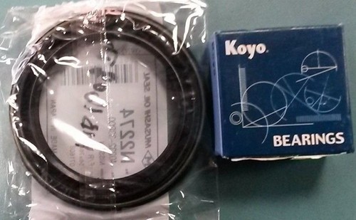 New knuckle oil seal - new, seal&roller