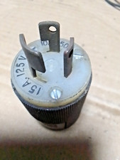 HUBBELL TWIST LOCK THREE PIN CABLE PLUG 15amp 125volt  Fits Miller Welder
