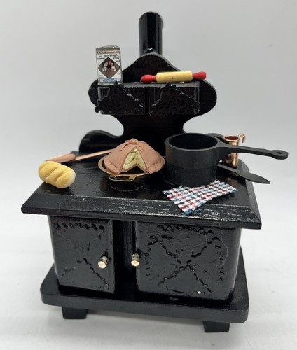 Dolls house victorian style - victorian,