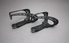Pair Elite Patao Bottle Cage / Alloy / Black / 108g / Cannondale Saeco Italy