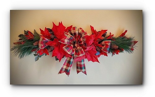 Beautiful giant christmas swag - beautiful,