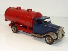 TRIANG MINIC 15M PETROL TANKER