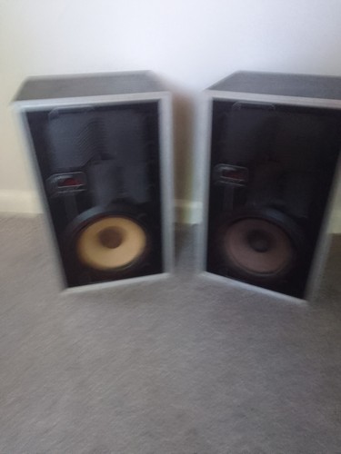Jamo bookshelf speakers pair - jamo,
