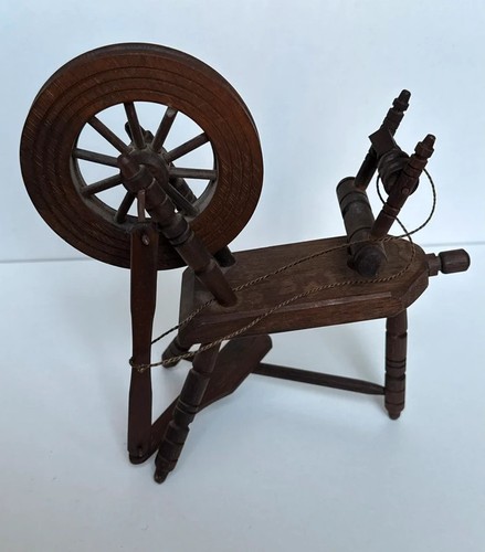 Antique mini wooden spinning - mini,