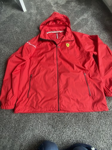 Ferrari formula red hooded - formula,