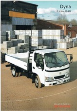 TOYOTA DYNA 2.5 LITRE D-4D TRUCK ORIGINAL 2002 FACTORY UK SALES BROCHURE