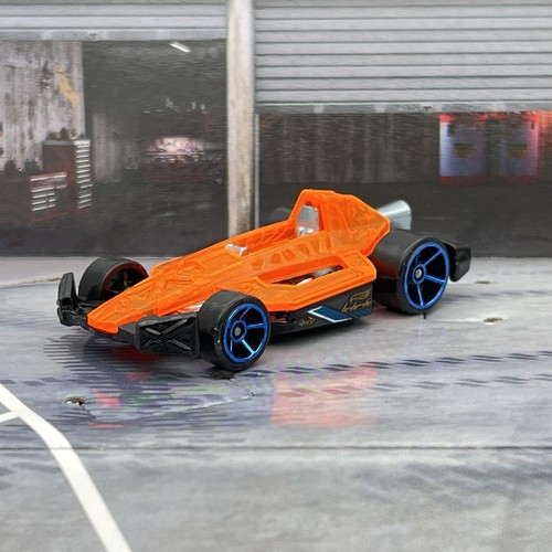 Hot wheels arrow - hot,
