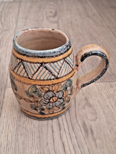 Handmade studio pottery - studio,