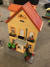Playmobil My TownHouse 70014