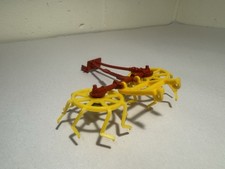 BRITAINS Farm 1:32 Scale