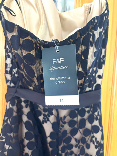 Black floral lace a - f&f,