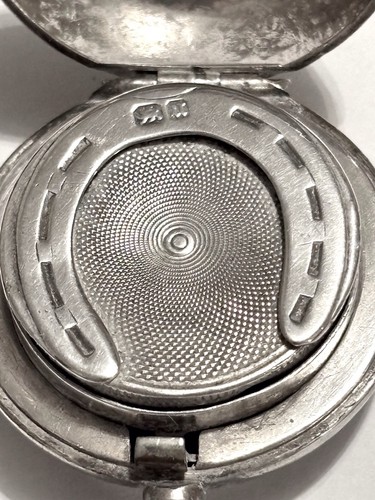 Victorian silver sovereign - silver,