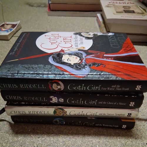 Goth girl book - girl, bundle