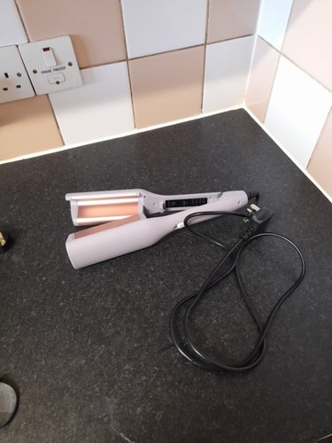 Hair crimping iron - hair,
