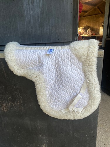 Nuumed saddle pad wool medium - wool,