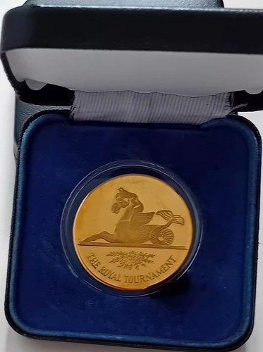 Superb vintage the royal - superb,