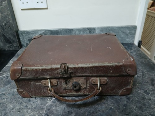 Small 1951 vintage brown