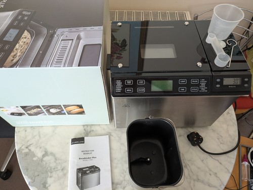 Lakeland breadmaker plus - lakeland,