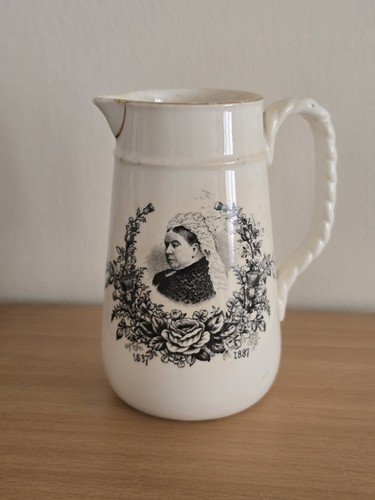 Queen victoria golden - victoria,,