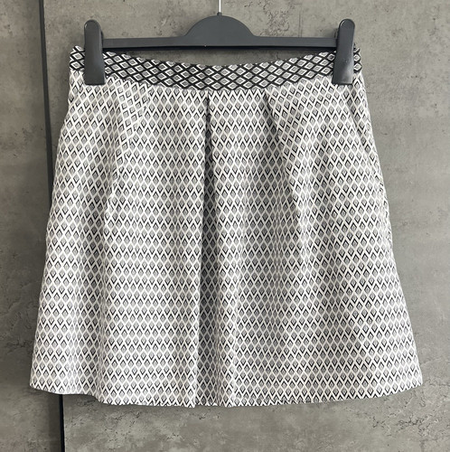 Coast black white geometric - coast,