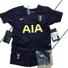 Tottenham Hotspur Football Kit