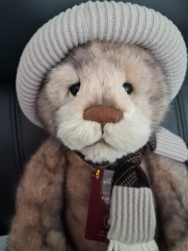 Charlie bears comfort cuddles - charlie,