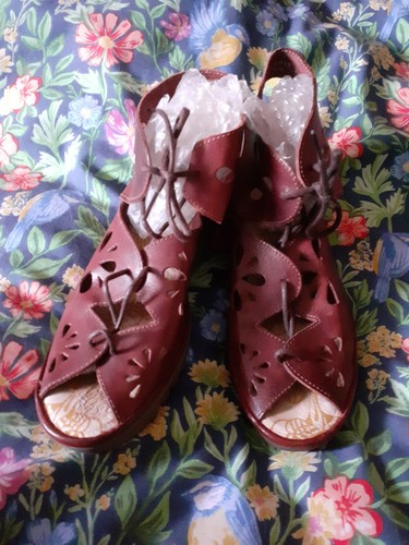Fly brown lace wedge - , heel